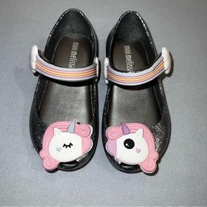 mini melissa Girl's Mini Ultragirl Unicorn (Toddler/Little Kid)